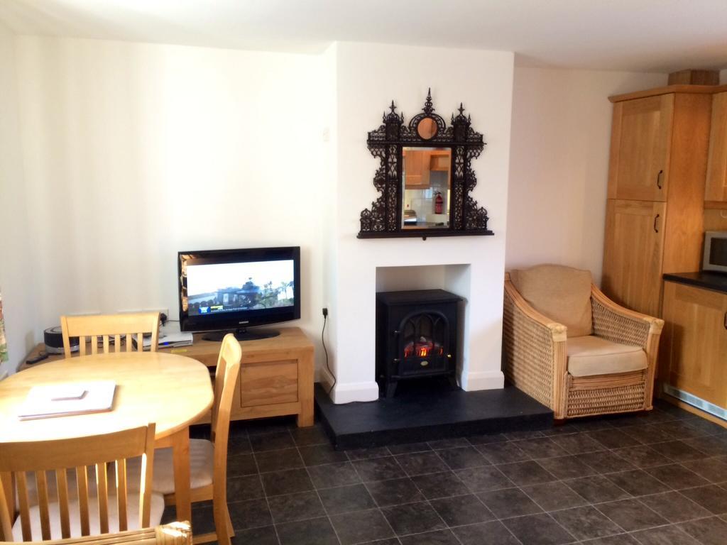 Kingsmills Cottages Artrea Екстериор снимка