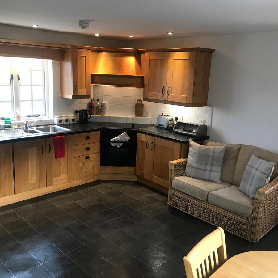 Kingsmills Cottages Artrea Екстериор снимка